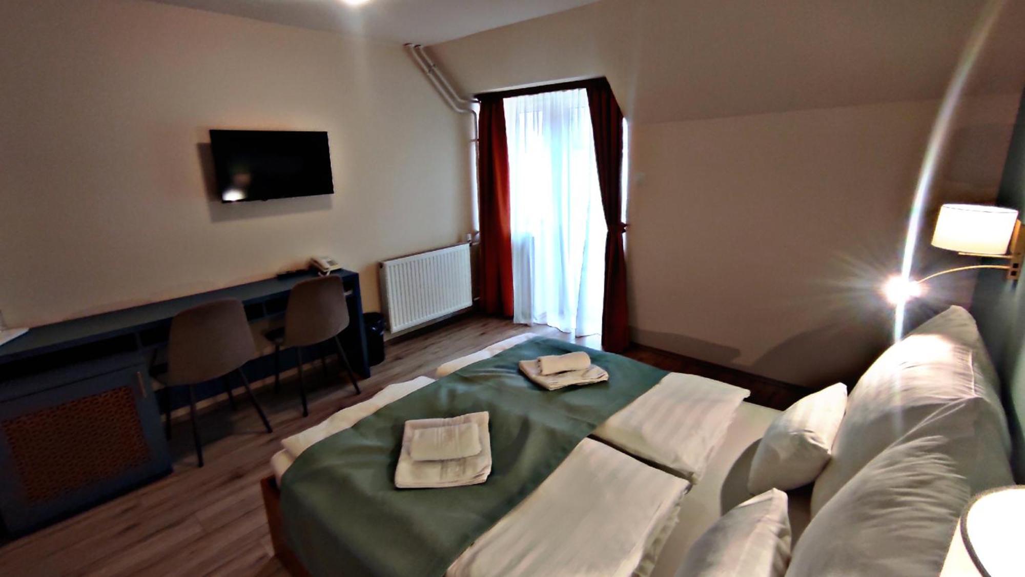 Atrium Hotel Harkany Ngoại thất bức ảnh