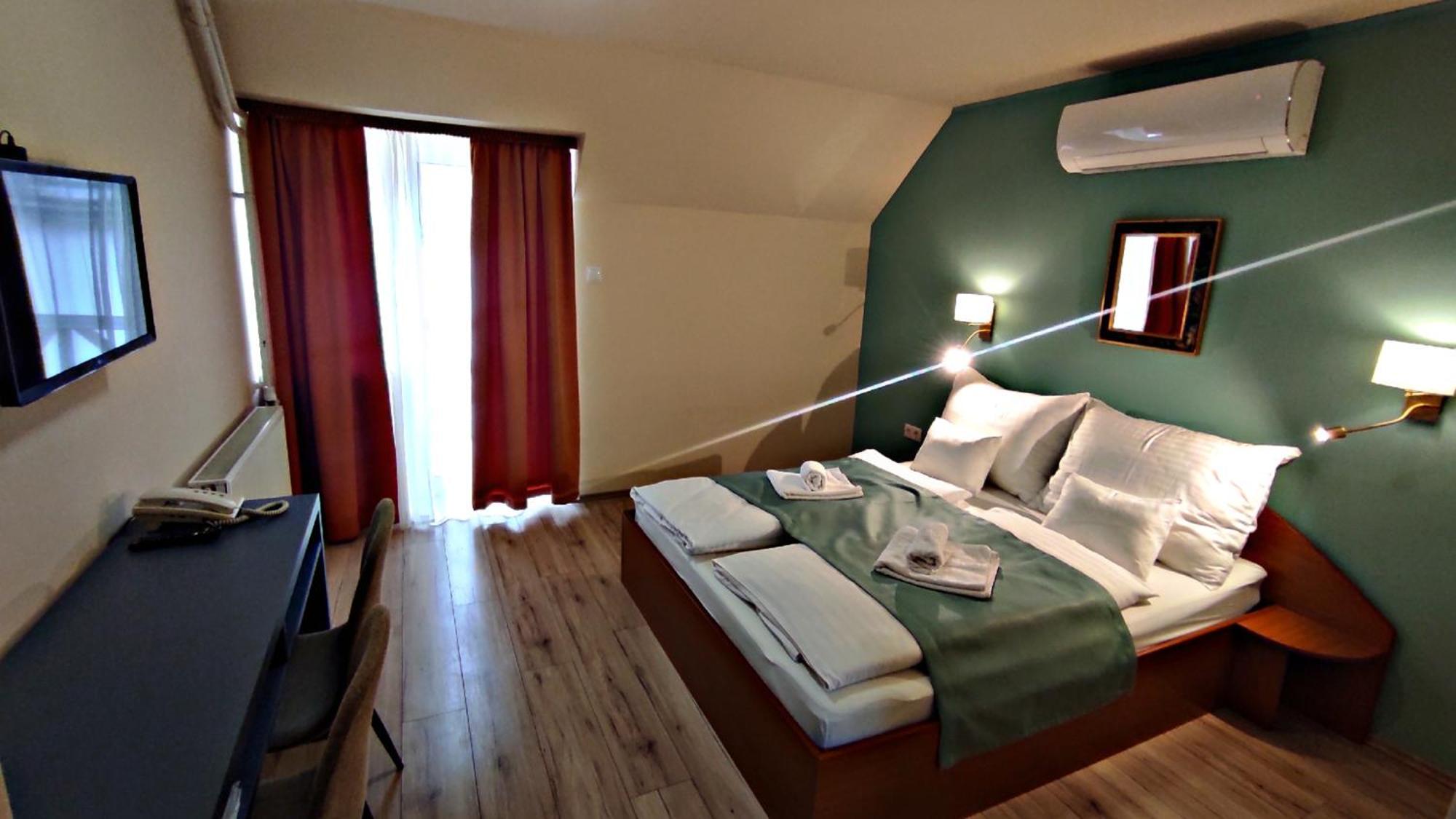 Atrium Hotel Harkany Ngoại thất bức ảnh